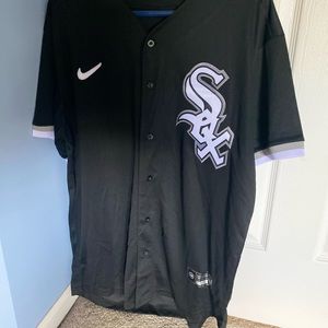 New Luis Robert Jersey size Large